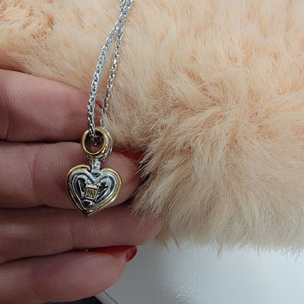JOHN MEDEIROS Celebration Petite Pave Heart Necklace - Picture 3 of 4